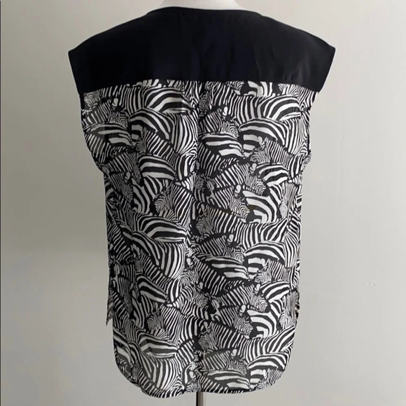 {Trina Turk} Gorgeous Zebra Print Tunic - Picture 3 of 8